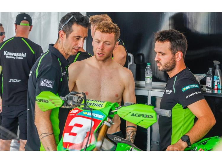 Romain Febvre et Kawasaki se rapprochent du titre mondial MXGP