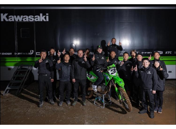 Le Japon célèbre Romain Febvre