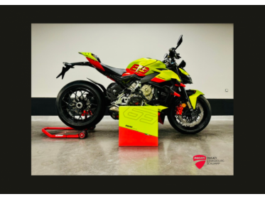 DUCATI Streetfighter V4