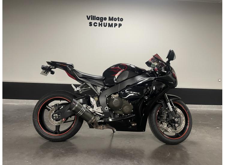 HONDA CBR 1000 RR FIREBLADE