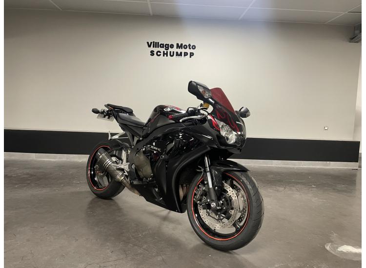 HONDA CBR 1000 RR FIREBLADE