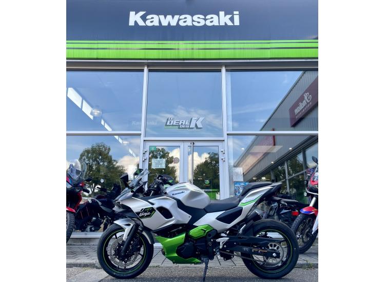 KAWASAKI Ninja 7 Hybrid