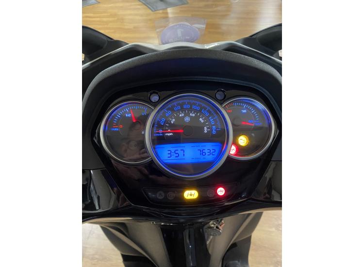 PIAGGIO MP3 300LT YOURBAN garantie 12 mois 