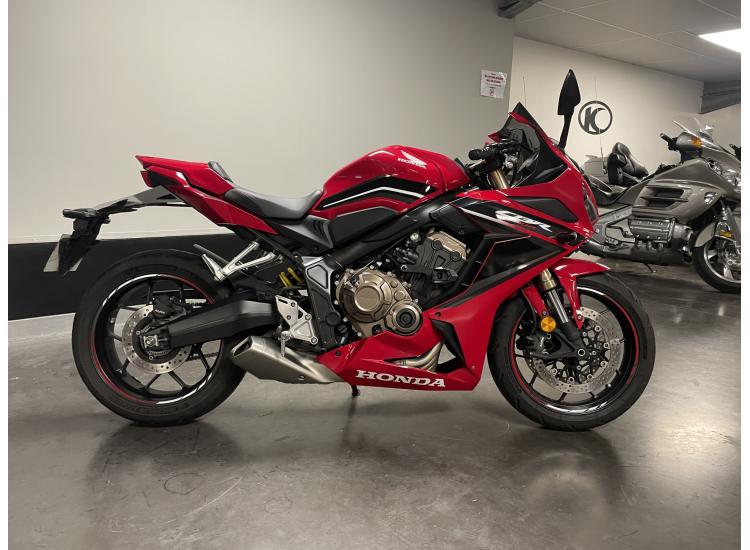 HONDA CBR 650  R