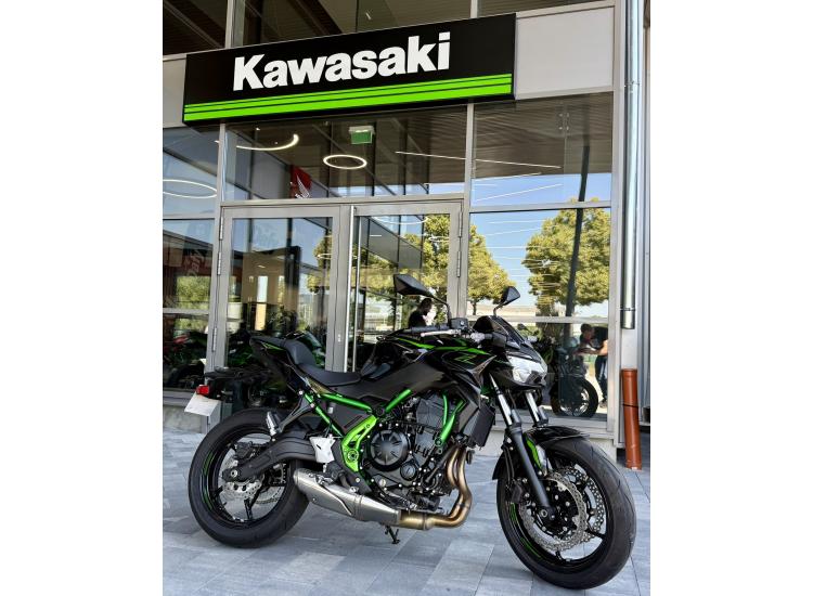 KAWASAKI Z650 