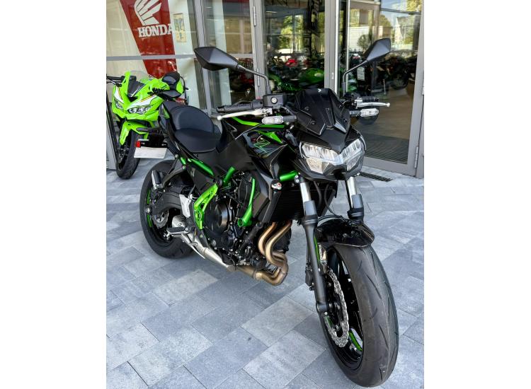 KAWASAKI Z650 