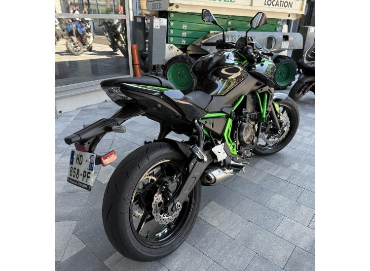 KAWASAKI Z650 