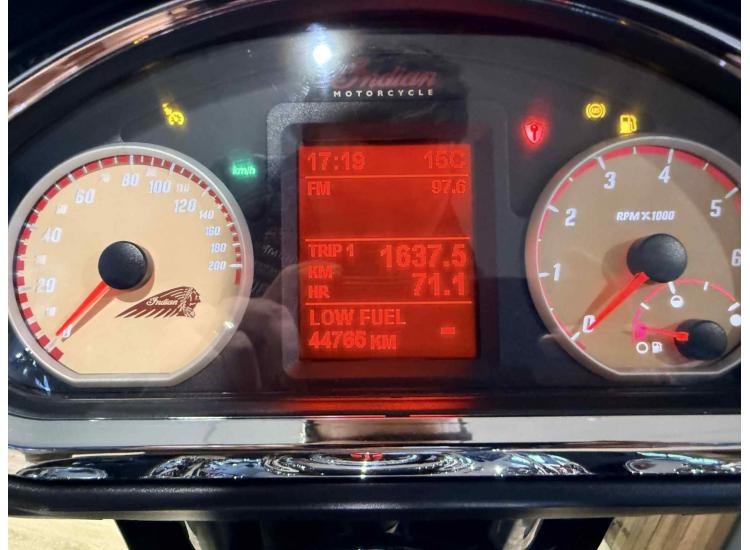 INDIAN ROADMASTER 1800