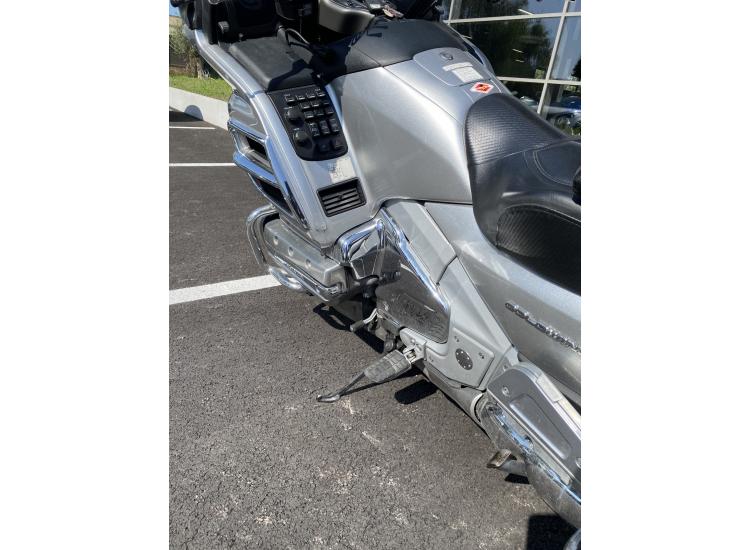 HONDA GL 1800 GOLDWING AIR BAG GPS