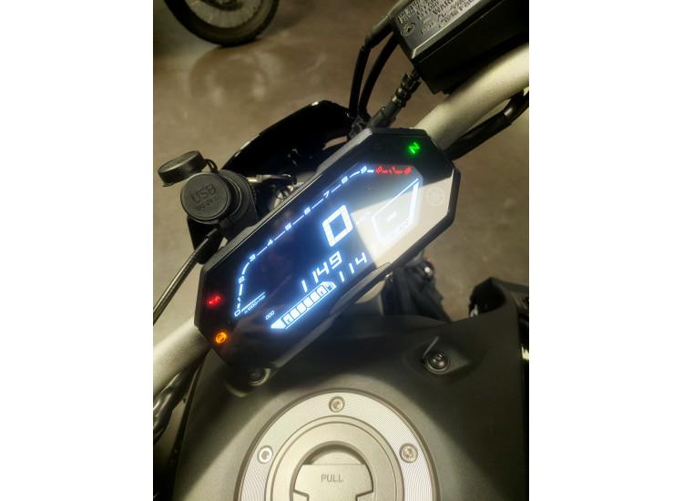 YAMAHA MT-07 PURE BLACK / PACK SPORT / 1150km