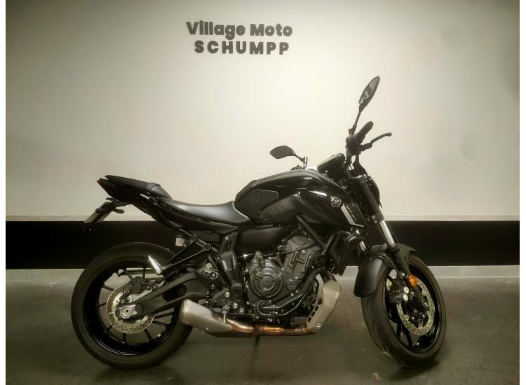 YAMAHA MT-07 PURE BLACK / PACK SPORT / 1150km
