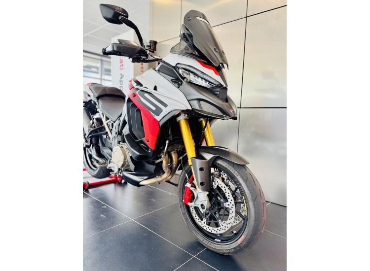 DUCATI MULTISTRADA V4RS / V4 RS / V 4RS / V 4 RS
