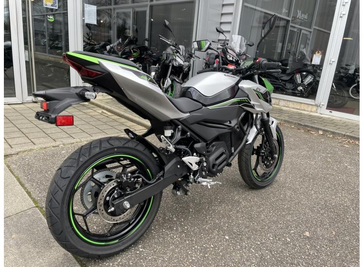 KAWASAKI Z e-1