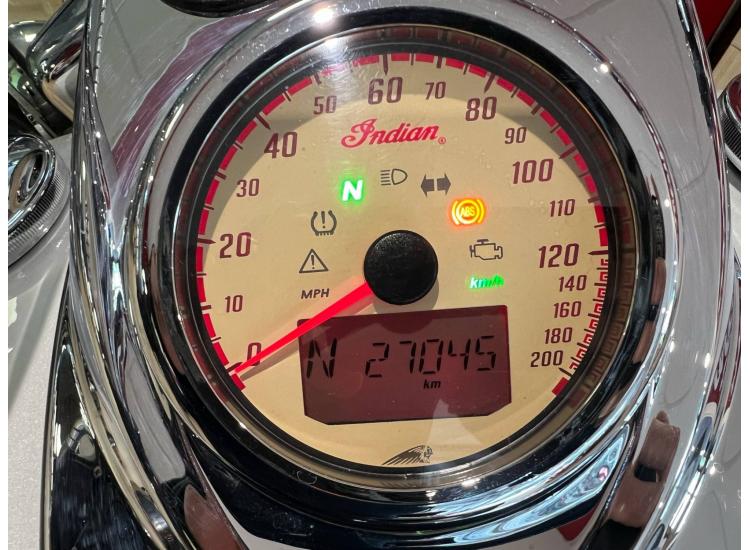 INDIAN CHIEF 1811 CLASSIC PEARL WHITE