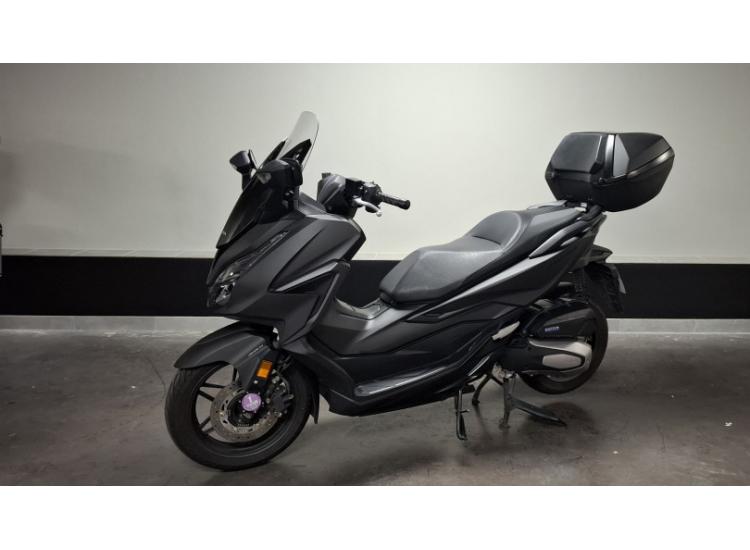 HONDA FORZA 125 / FORZA 125 SMART TOP BOX