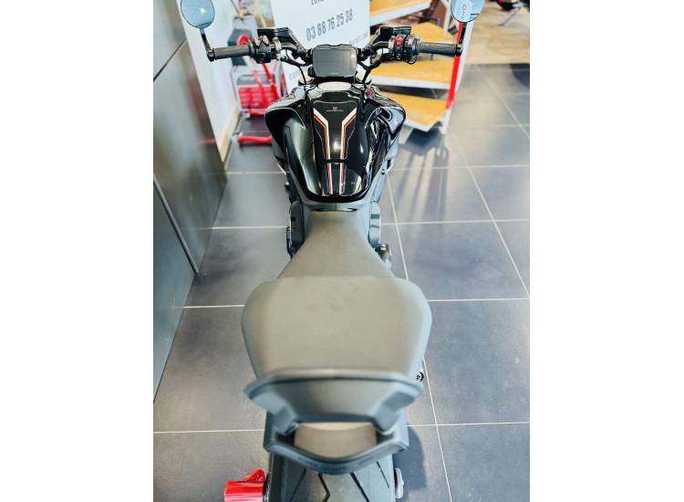 DUCATI DIAVEL V4 TRES BIEN EQUIPEE