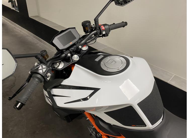 KTM 1290 SUPER DUKE R garantie 12 mois 
