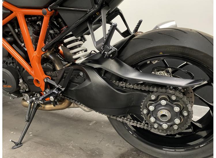 KTM 1290 SUPER DUKE R garantie 12 mois 