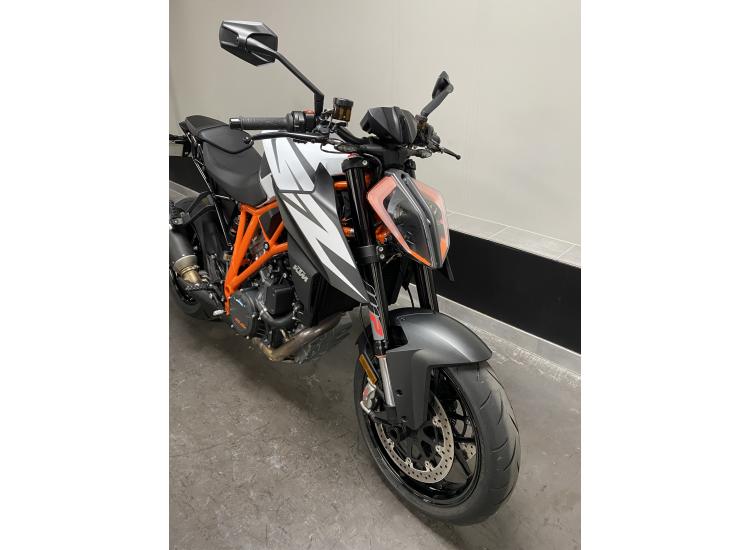 KTM 1290 SUPER DUKE R garantie 12 mois 