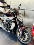 DUCATI XDIAVEL V4 LIGNE AKRAPOVIC TITANE