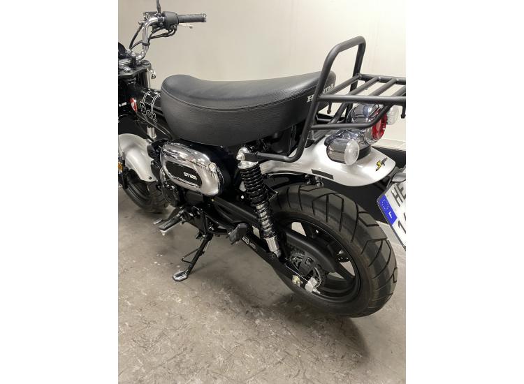 HONDA DAX ST 125