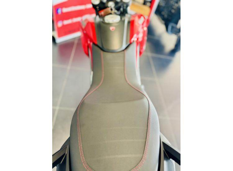 DUCATI HYPERSTRADA 821 ETAT NEUF - BRIDABLE EN A2