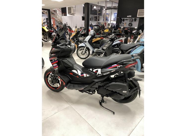 APRILIA SR 125 GT REPLICA neuf 0KM sous garantie 48MOIS