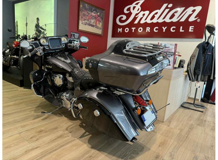 INDIAN ROADMASTER 1800 cm3 111 ci garantie 12 mois