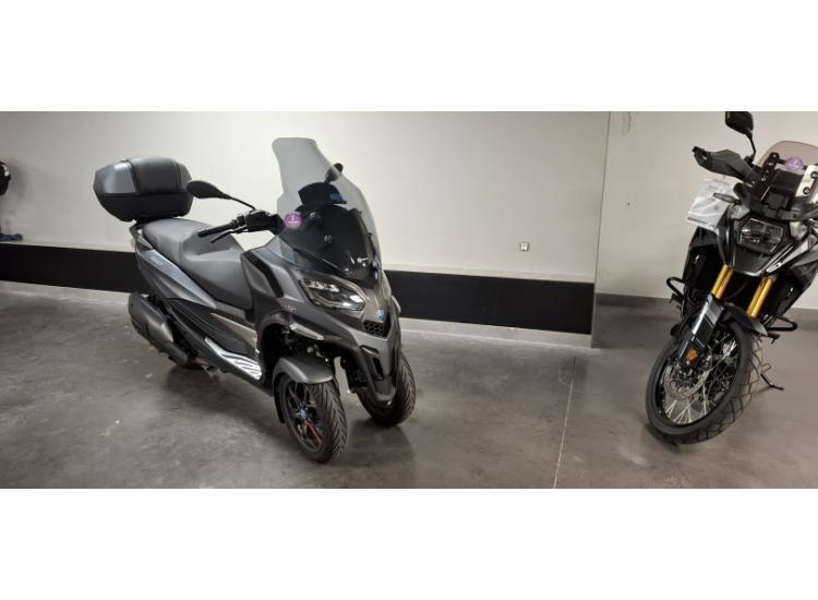 PIAGGIO MP3 530 HPE EXCLUSIVE
