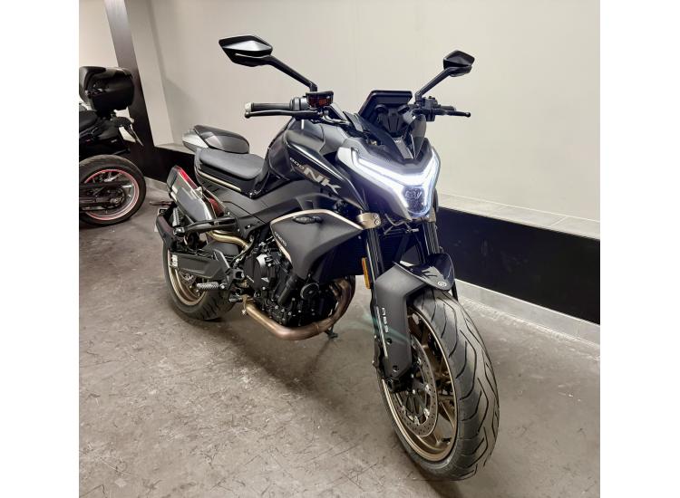 CF MOTO NK800 ADVANCED