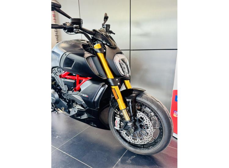 DUCATI DIAVEL 1260S MAGNIFIQUE / 1260 S