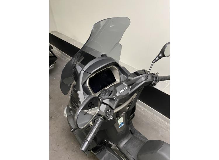 ! ! ! BAISSE DE PRIX ! ! ! PIAGGIO MP3 400 HPE sous garantie constructeur 